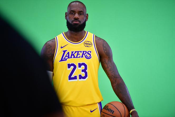 Le joueur des Los Angeles Lakers LeBron James, lors de la journée médias de l’équipe, le 29 septembre 2025, à Los Angeles (Californie).