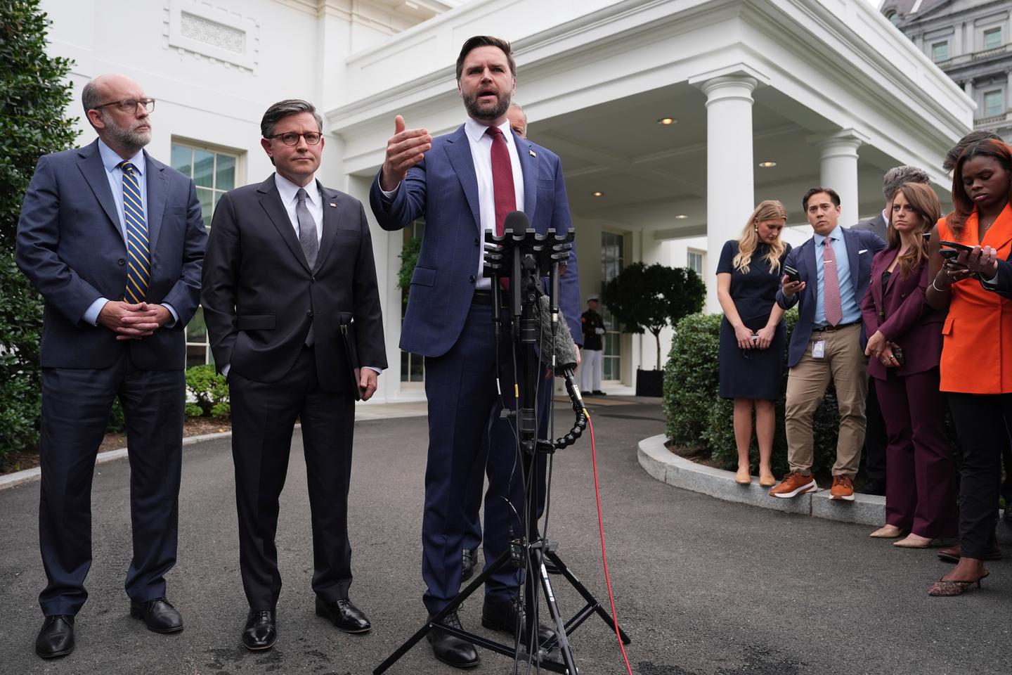 JD Vance says US government 'headed to a shutdown,' blames Democrats
