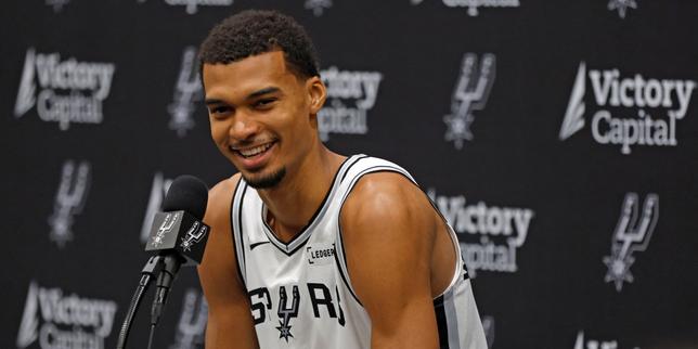 Victor Wembanyama torna in NBA: 21 anni, pronto dopo 8 mesi di inattività