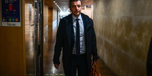 Chantage à la « sextape » à Saint-Etienne : prison ferme et inéligibilité immédiate requises contre le maire