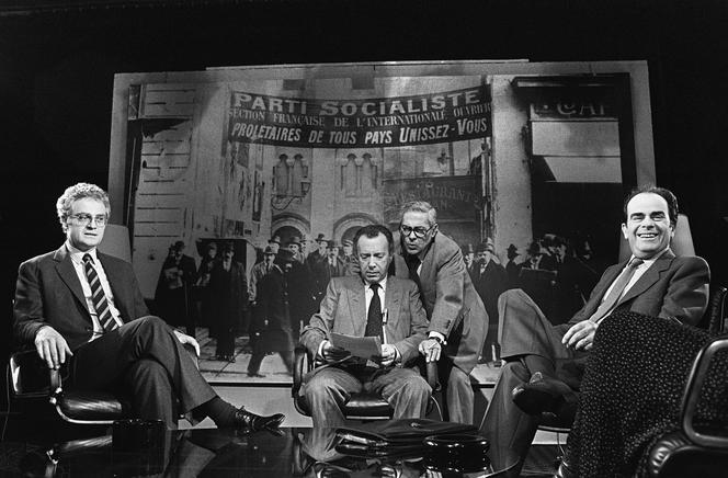 Lionel Jospin, alors secrétaire national du Parti socialiste, et Georges Marchais, alors secrétaire général du Parti communiste, sur le plateau de l'émission d'Antenne 2 « Les Dossiers de l'Ecran » consacrée au 60ème anniversaire de la Gauche française, le 29 avril 1980.
