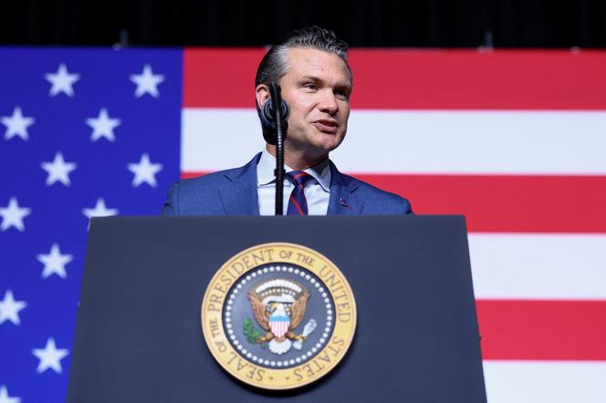 Le ministre de la défense américain, Pete Hegseth, à Quantico (Virginie), aux Etats-Unis, le 30 septembre 2025.