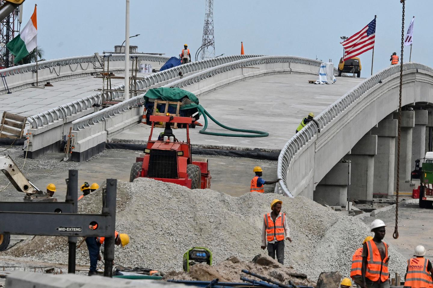 La Côte d'Ivoire et les États-Unis Renforcent Leurs Liens, Priorisant les Investissements et une Nouvelle Stratégie Africaine