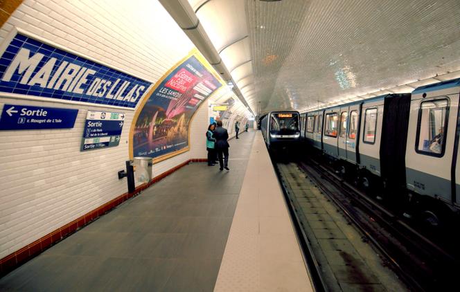 A la station Mairie des Lilas, à l’est de Paris, le 28 mai 2024.