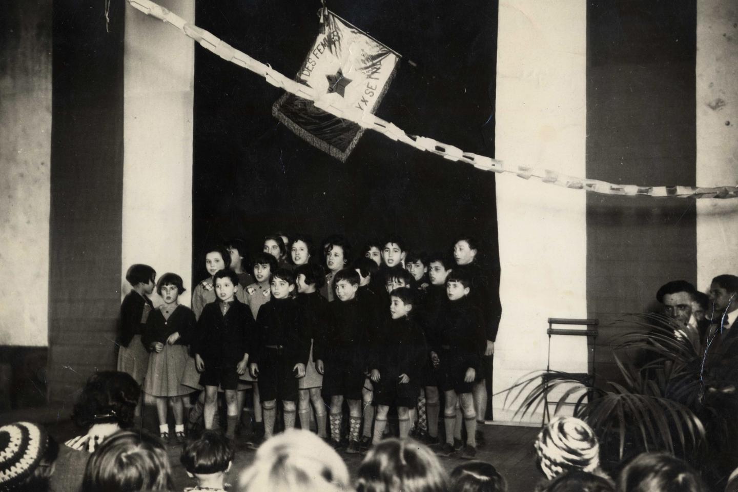 Â«Â La Cause des enfantsÂ Â», de CÃ©lia KerenÂ : communistes ou catholiques, ces...