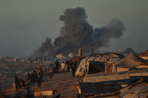 Après une frappe militaire israélienne sur la ville de Gaza, le 1er octobre 2025.