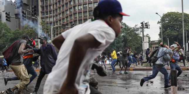 Au Kenya, soixante-dix jeunes manifestants jugés pour « terrorisme »