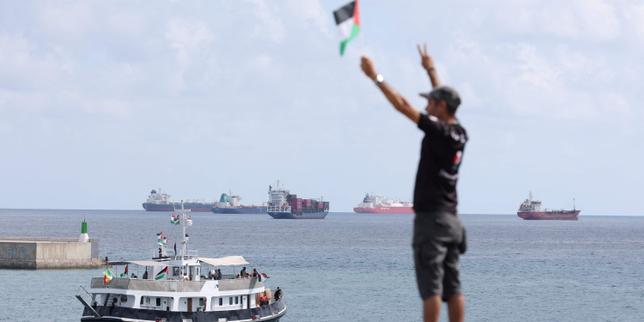 28 French Nationals from Gaza Flotilla to Be Expelled by Israel to Greece