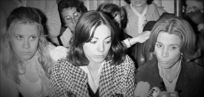 Gisèle Halimi (à droite) dans une image extraite du documentaire « Les 2 Gisèle », de Juliette Guérin.