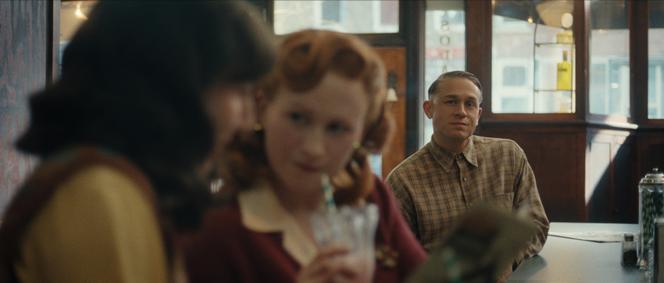 Charlie Hunnam (Ed Gein), dans la série « Monstre. L’histoire d’Ed Gein », créée par Ryan Murphy et Ian Brennan.