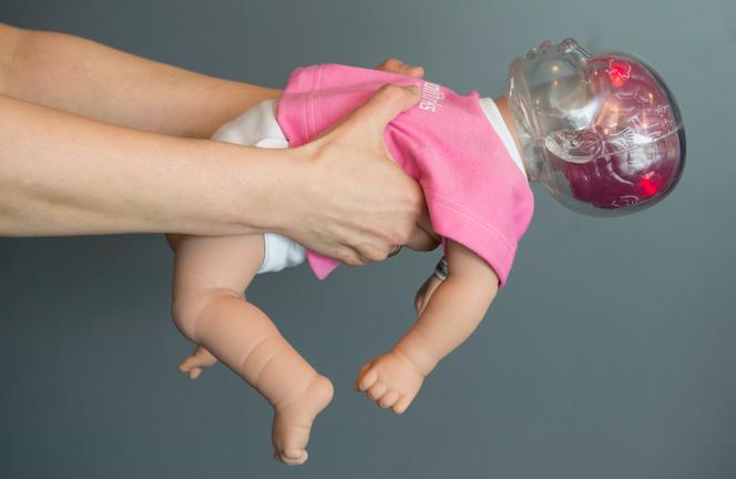 Poupée utilisée pour prévenir le syndrome du bébé secoué, à Stuttgart, le 15&nbsp;mai&nbsp;2017. 