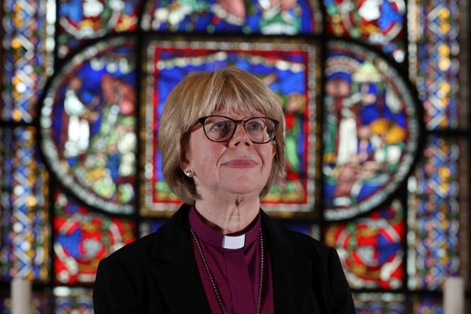 Sarah Mullally, archevêque désignée de Canterbury, à l’intérieur de la cathédrale de Canterbury (Royaume-Uni), le 3 octobre 2025.