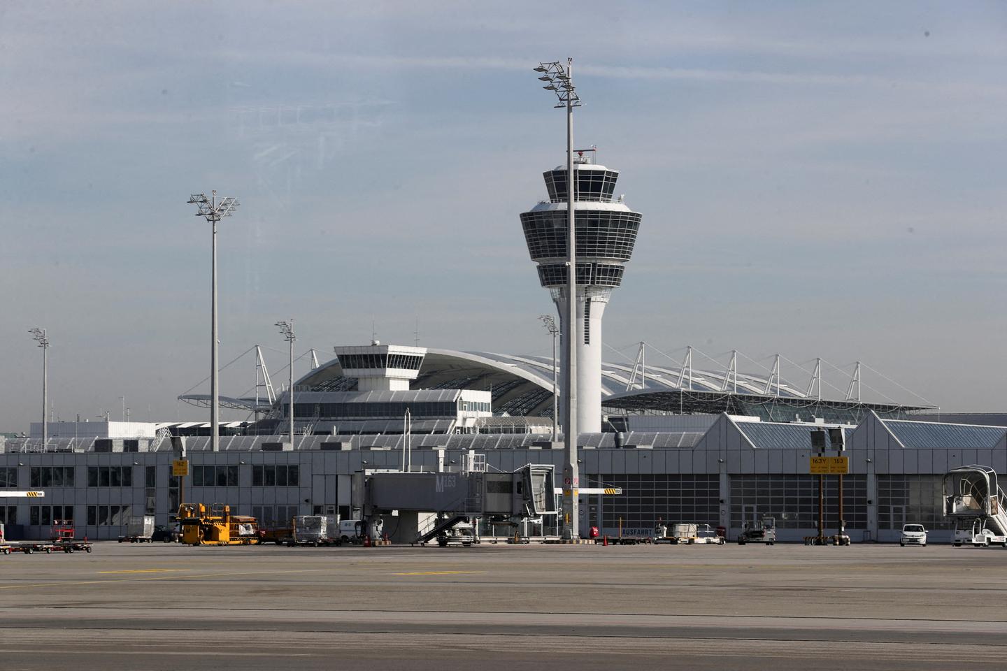 Des drones repÃ©rÃ©s prÃ¨s de lâ€™aÃ©roport de Munich, le trafic aÃ©rien suspendu