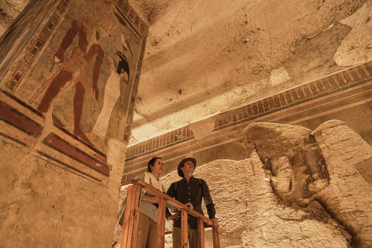 Le jour de l’ouverture aux touristes du tombeau du pharaon Amenhotep III, à Louxor (Egypte), le 4 octobre 2025.