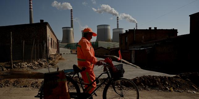 In China, reform aims to improve social protection for employees