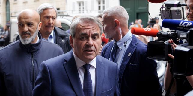 EN DIRECT, gouvernement Lecornu : Xavier Bertrand plaide pour une sortie des Républicains ; « La rupture réside dans l’abandon du 49.3 », affirme Jean-Noël Barrot