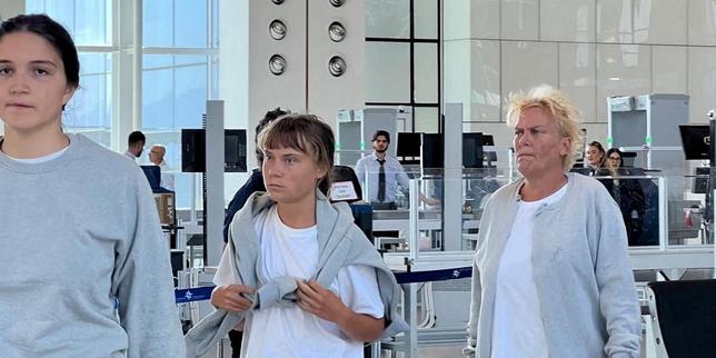 En Direct, Gaza : Cent Soixante Et Onze Membres De La Flottille Pour Gaza, Dont Des Français Et Greta Thunberg, Ont Été Expulsés Vers La Grèce Et Slovaquie