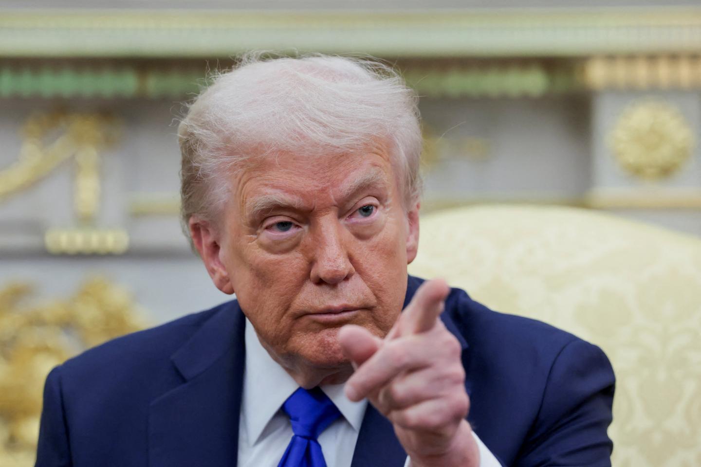 Donald Trump réclame une enquête contre un sénateur démocrate