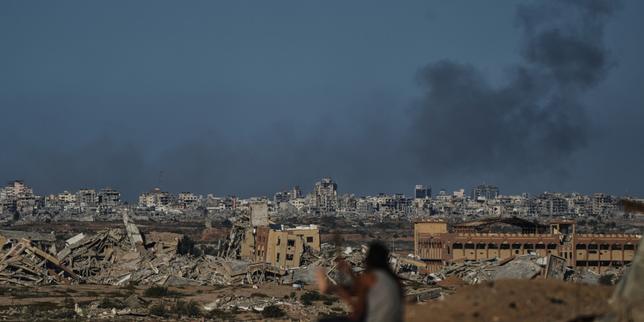 Claire Magone, directrice de MSF : « A Gaza, la mort est partout. Elle est palpable, elle plane, elle frappe n’importe où, n’importe qui »