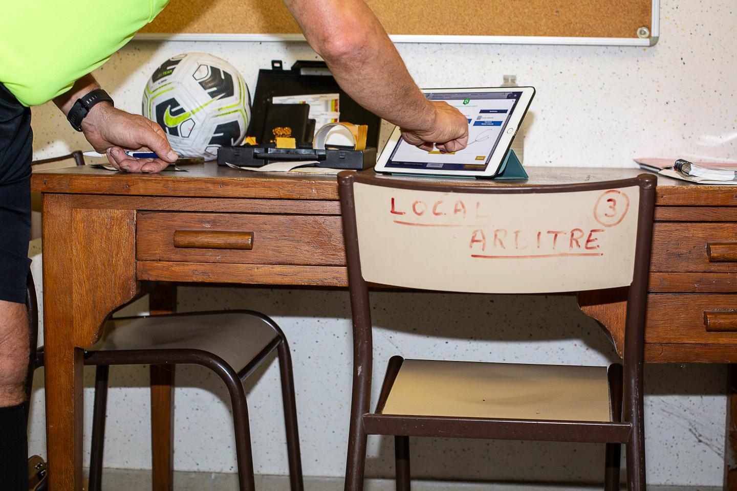 Insultes, menaces de mort, coups de poingâ€¦ Les arbitres au niveau amateur Â«Â en...