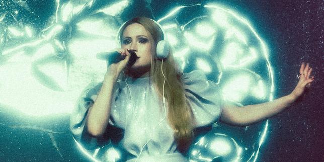 Monetochka, l’icône de la pop russe en exil, chanteuse de l’« autre Russie »