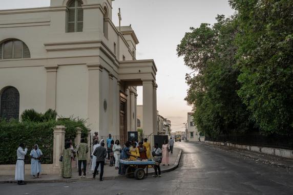 La première cathédrale construite en Afrique de l'Ouest (à partir de 1827), sur l'île de Saint-Louis, le 28 juin 2025.