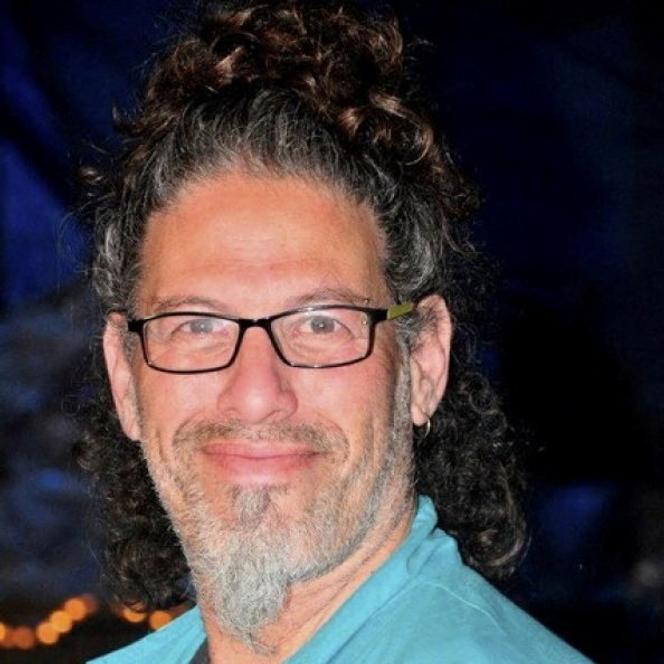 Photo non datée de Ronen Engel, tué le 7 octobre 2023 et dont la dépouille a été remise à Israël le 18 octobre 2025.