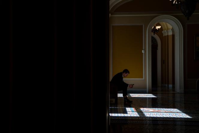 A l’extérieur du Sénat pendant le shutdown, à Washington, le 9 octobre 2025.