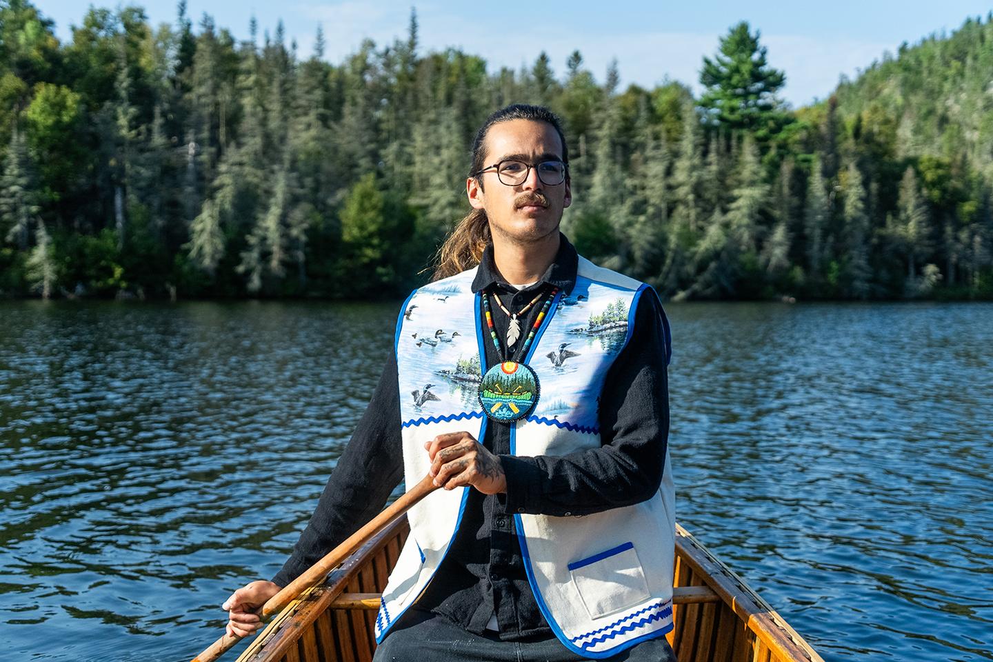 Au QuÃ©bec, un jeune Innu dans le sillage de ses ancÃªtres