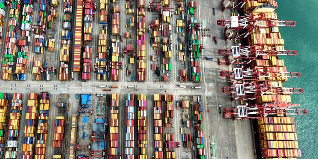 China slams US 'double standards' after Trump announces 100% tariff hike