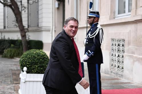 Le ministre des transports, Philippe Tabarot, arrive au ministère de l’intérieur à Paris, le 10 septembre 2025.