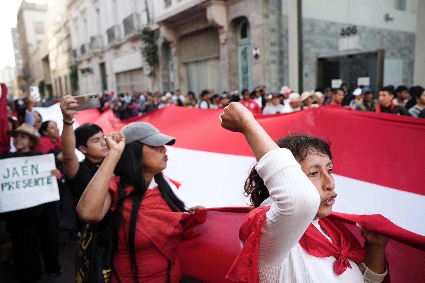Crime scourge fuels Peru's political crisis