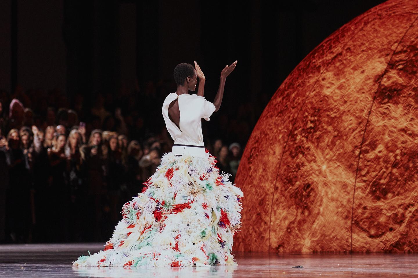 Retour sur la fashion week de Paris et la fin d’une saison qui aura marqué l’histoire de la mode