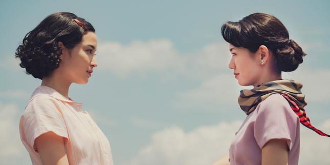 « Lumière pâle sur les collines » : des femmes face aux fantômes du passé