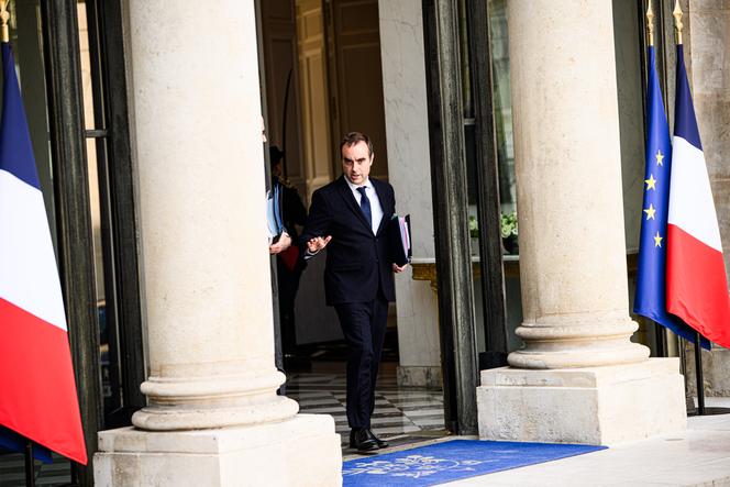 Le premier ministre, Sébastien Lecornu, à l’issue du conseil des ministres au palais de l’Elysée, à Paris, le 14 octobre 2025.