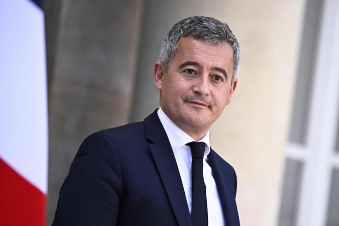 Le ministre de la justice Gérald Darmanin quitte le conseil des ministres du nouveau gouvernement Lecornu, le 14 octobre 2025, à Paris.
