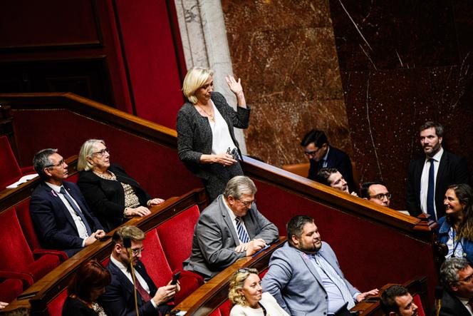 La présidente du groupe RN, Marine Le Pen, lors de la déclaration de politique générale à l’Assemblée nationale, à Paris, le 14 octobre 2025.