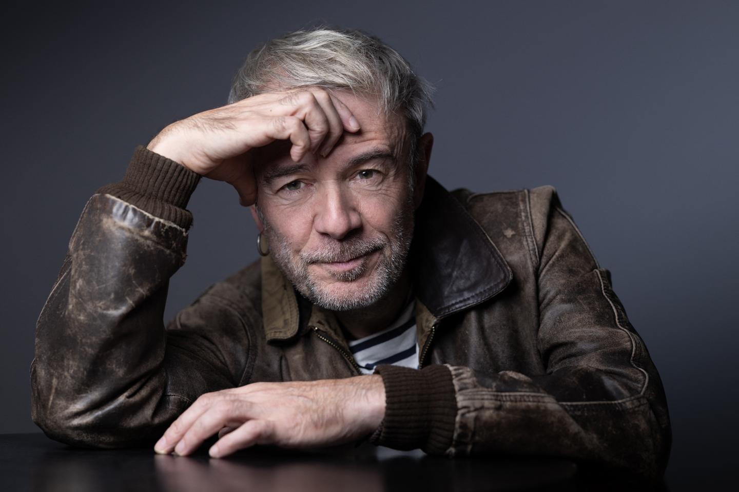 De Â«Â ZaÃ¯ zaÃ¯ zaÃ¯ zaÃ¯Â Â» Ã  AstÃ©rix, Fabrice Caro, un auteur hors classe