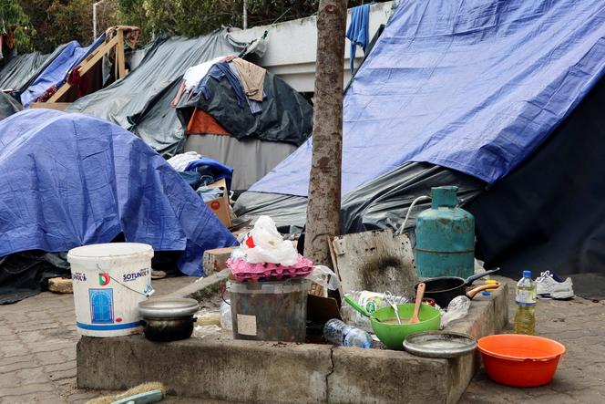Un camp de migrants subsahariens à Tunis, en mars 2023.