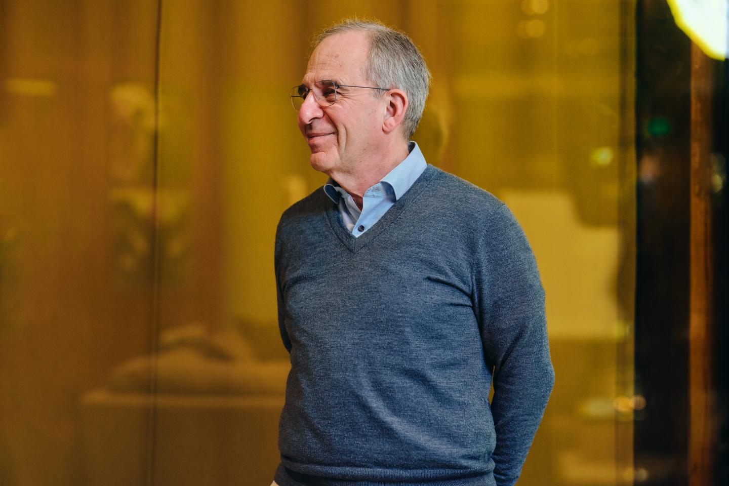 Michel Devoret, Nobel de physiqueÂ 2025, un scientifique Â«Â qui sâ€™amuseÂ Â» dans...