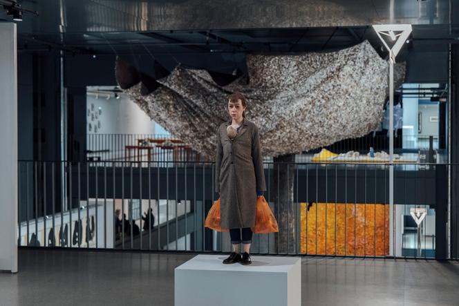 « Woman with Shopping » (2013), de Ron Mueck.