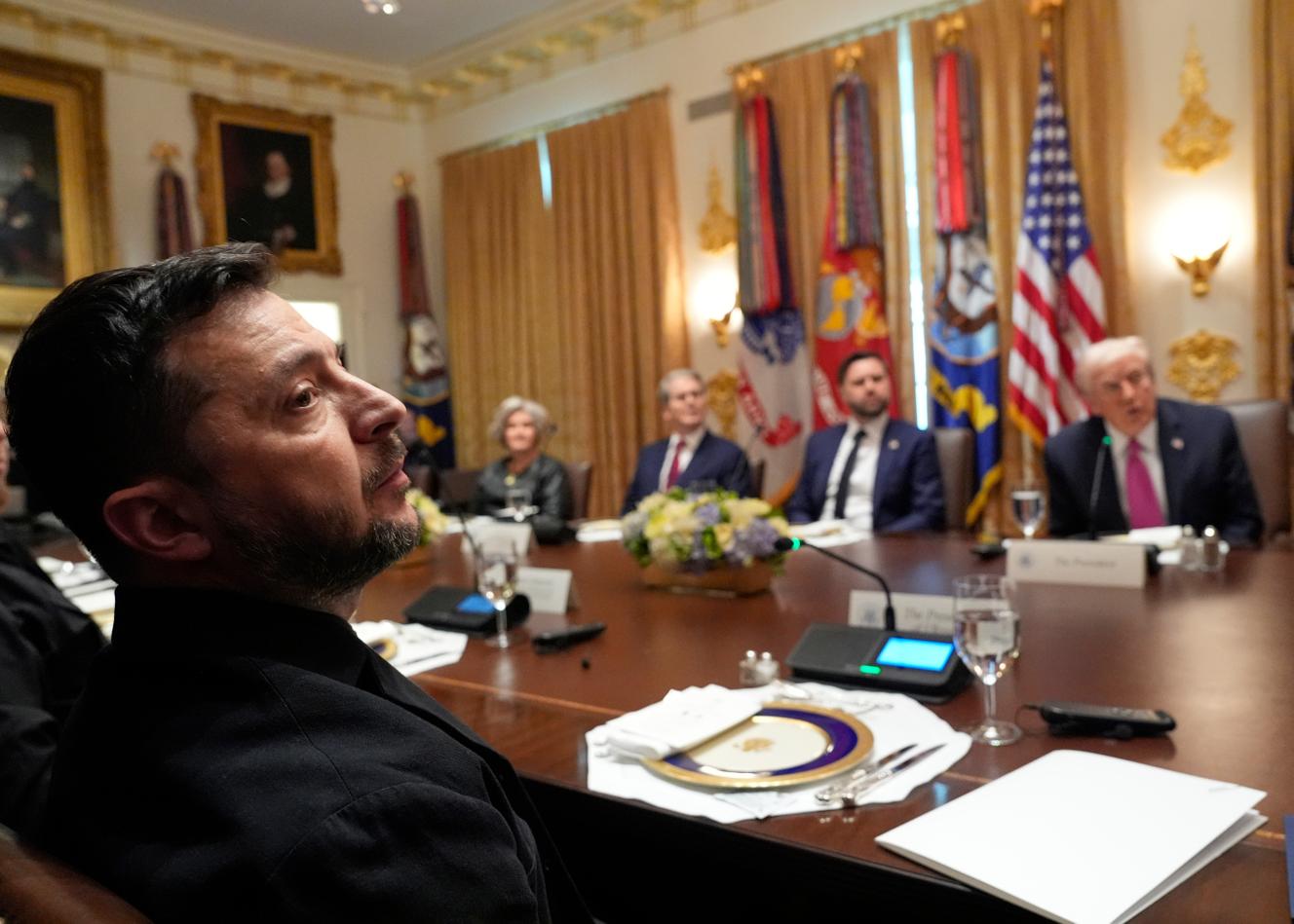 Ukraine : Donald Trump tergiverse de nouveau et affiche sa confiance en Vladimir Poutine