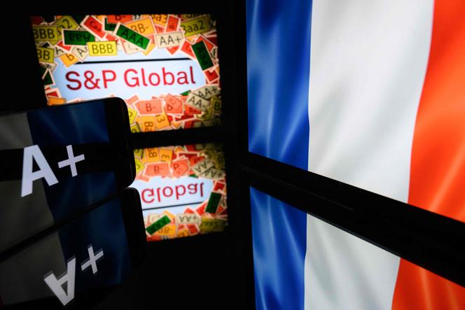 Illustration de la note « A+ » attribuée par l’agence S&P à la France le 18 octobre 2025.