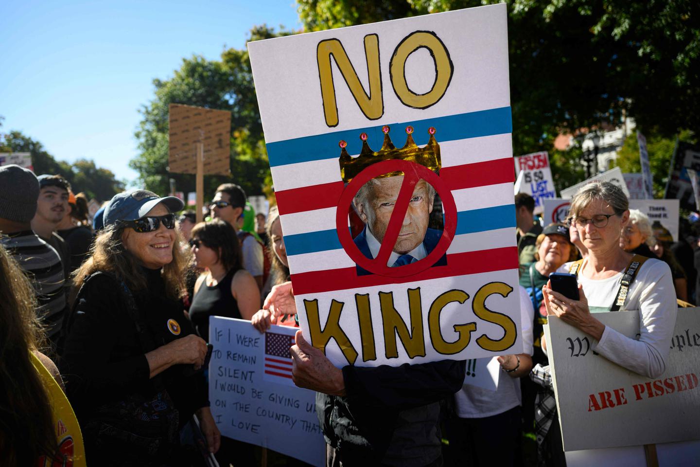 En images, « No Kings Day » : des foules géantes manifestent aux Etats-Unis contre Donald Trump