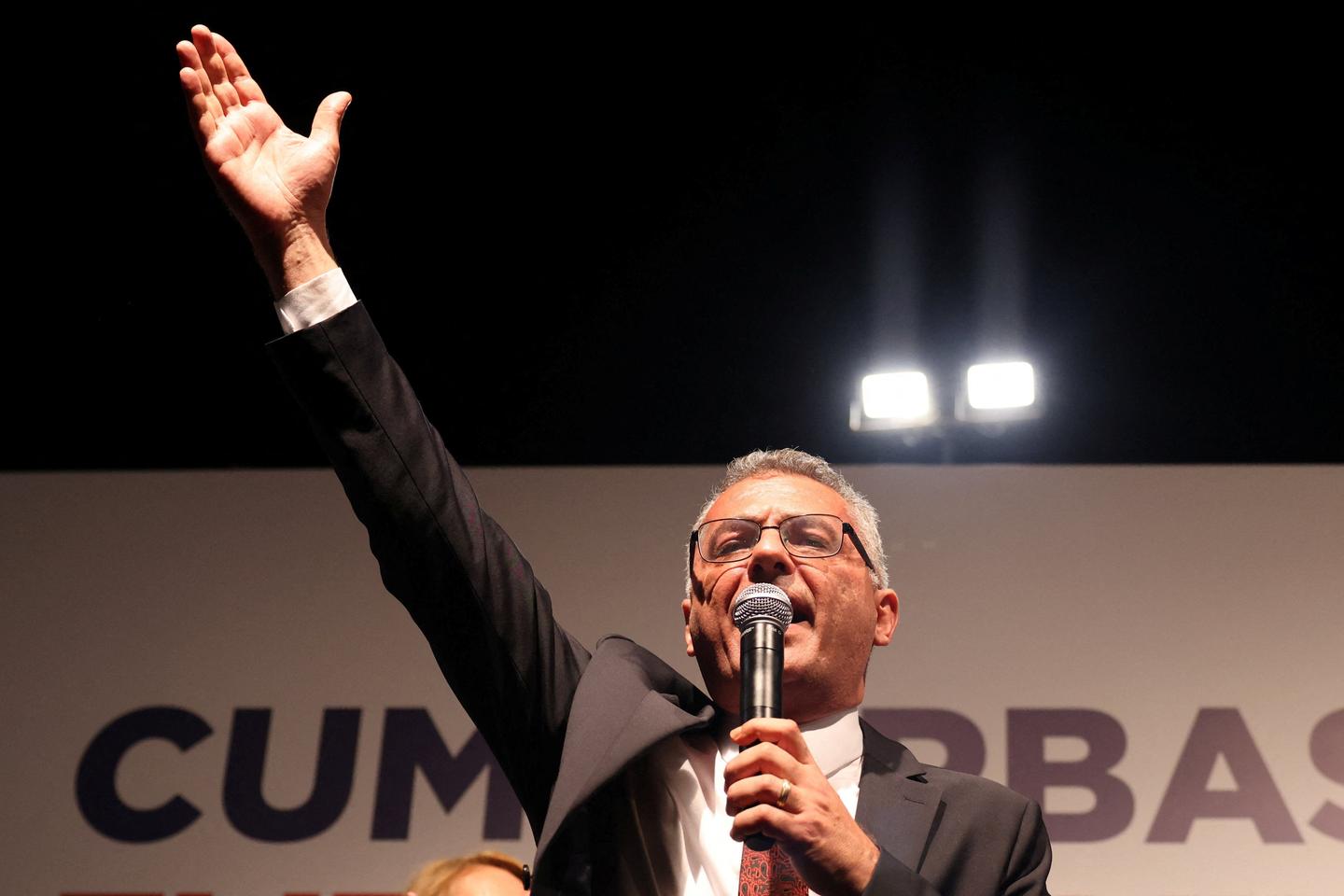 A Chypre Nord, la victoire Ã  la prÃ©sidentielle de Tufan ErhÃ¼rman, partisan dâ€™une...