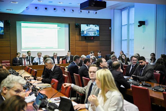 La commission des finances, à l’Assemblée nationale, le 20 octobre 2025. 
