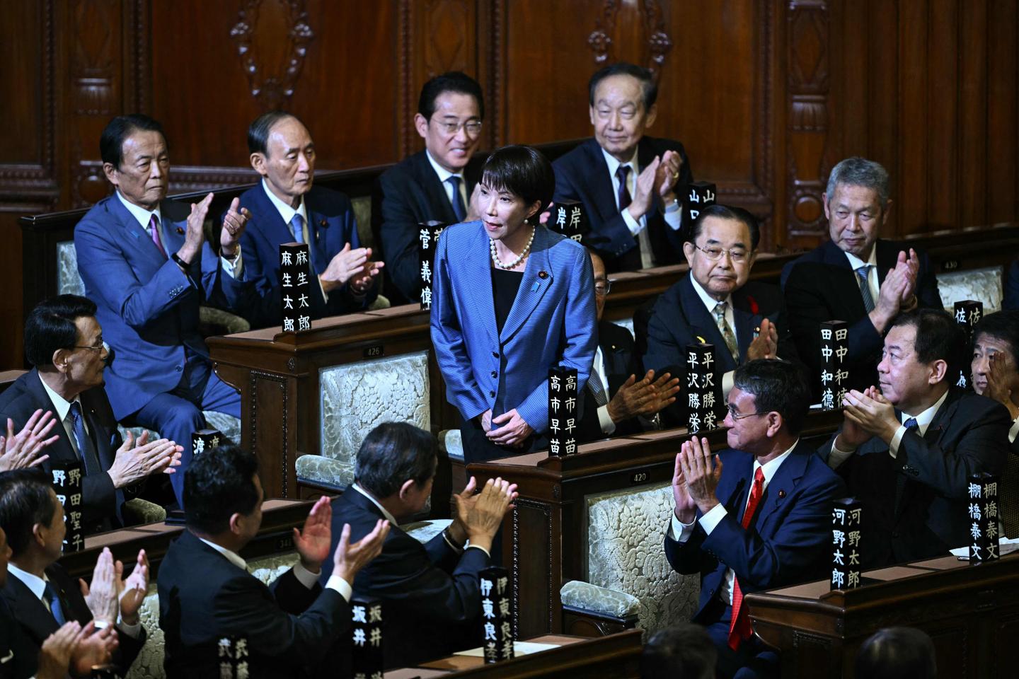 Au Japon, Sanae Takaichi Ã©lue premiÃ¨re ministre par la chambre basse du Parlement