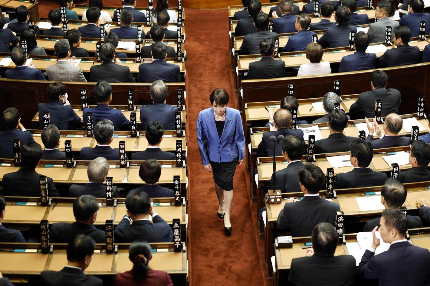 La nationaliste Sanae Takaichi, premiÃ¨re femme Ã  la tÃªte dâ€™un gouvernement japonais