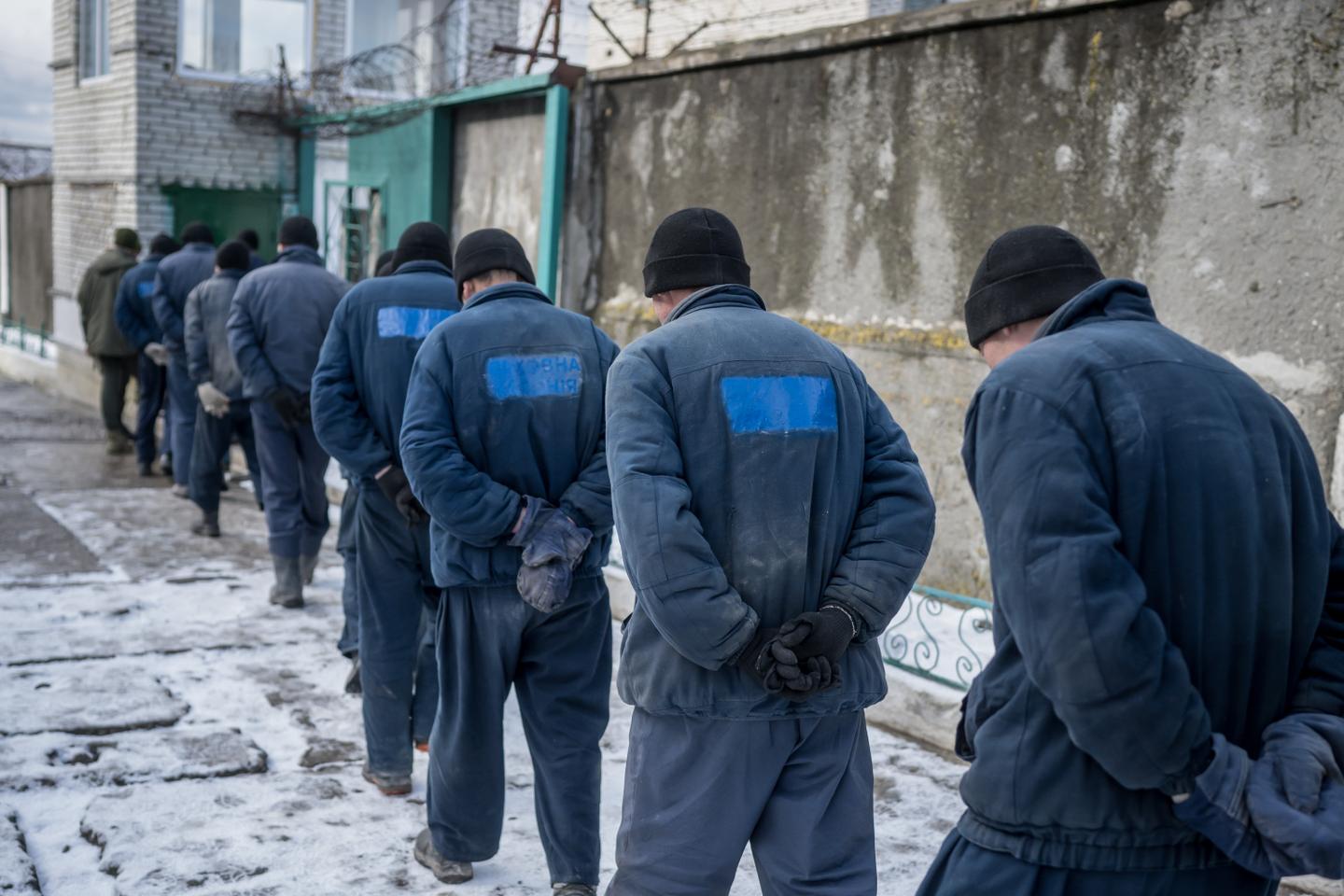 Des centaines de milliers dâ€™Ukrainiens enrÃ´lÃ©s de force dans lâ€™armÃ©e russe...