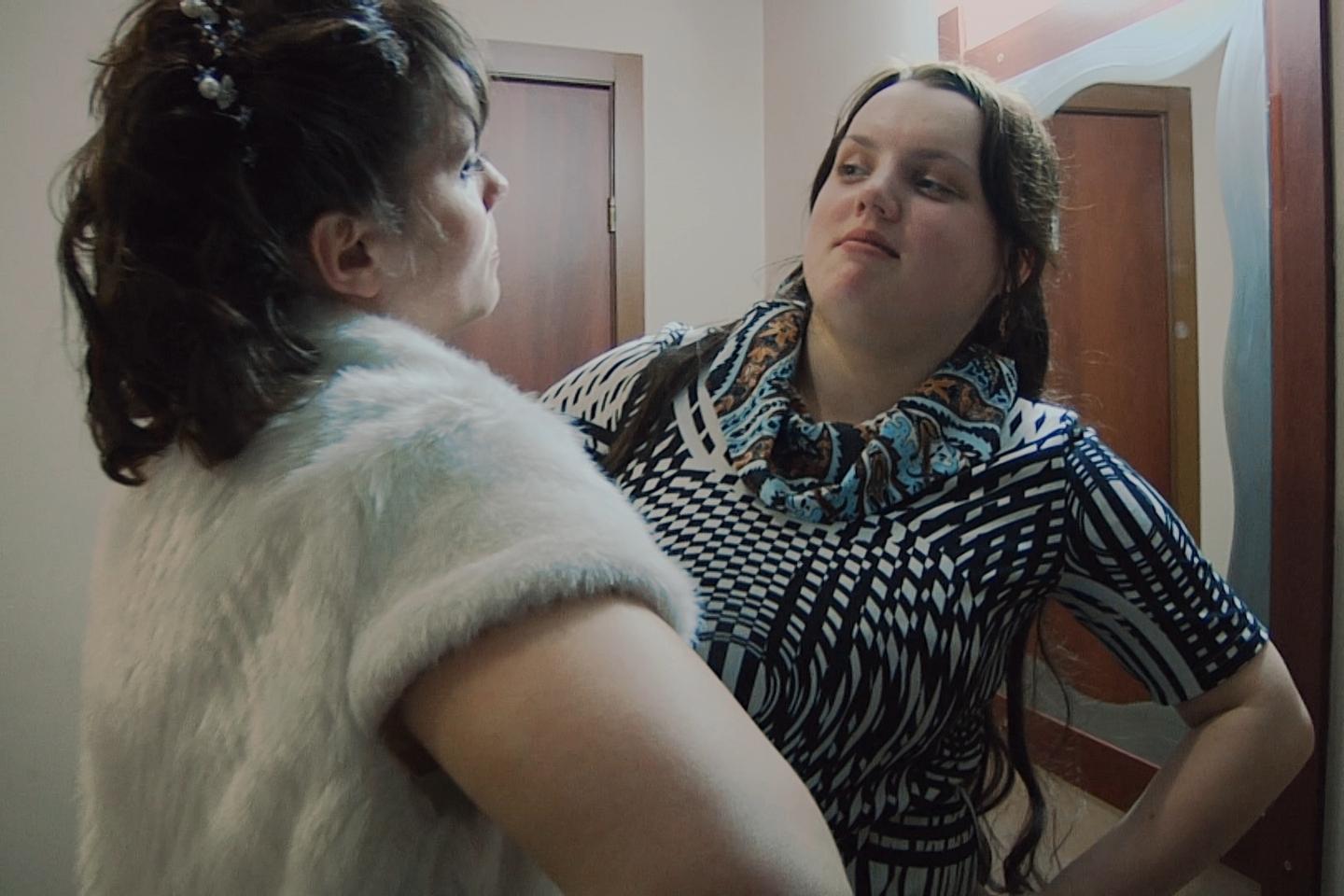 Dans « Une vie ordinaire », Alexander Kuznetsov filme deux jeunes femmes dans la Russie de Poutine